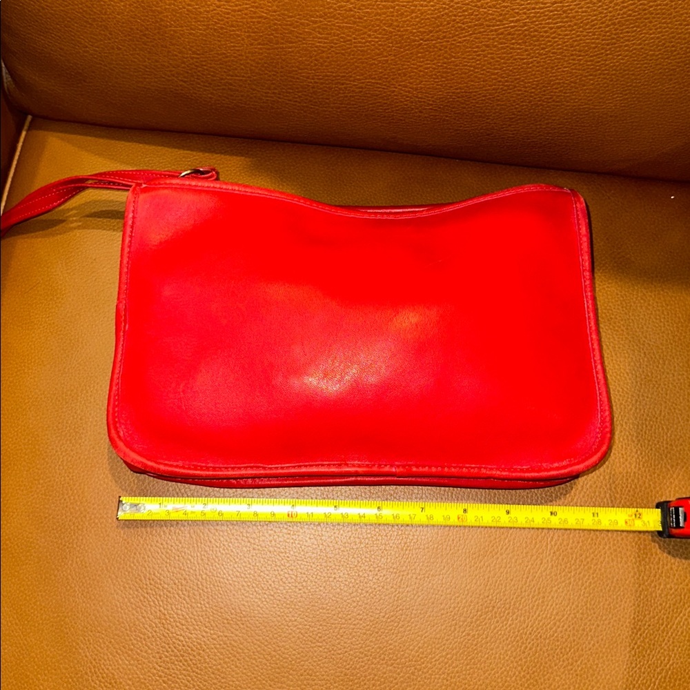Vintage Coach Leather Clutch - Picture 5 of 7